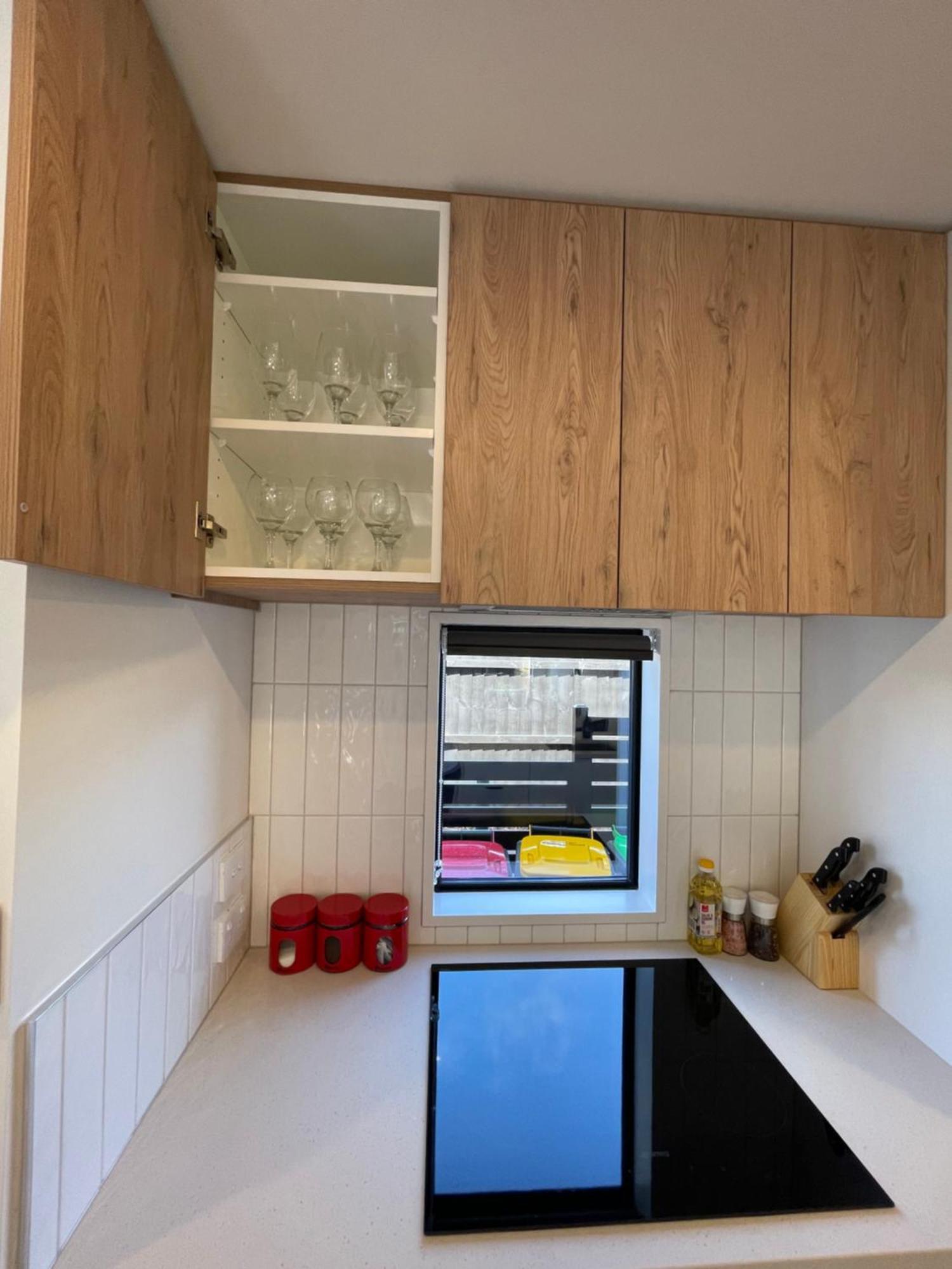Luxury 2 Bedroom Townhouse Opposite Merivale Mall Κράισττσερτς Εξωτερικό φωτογραφία