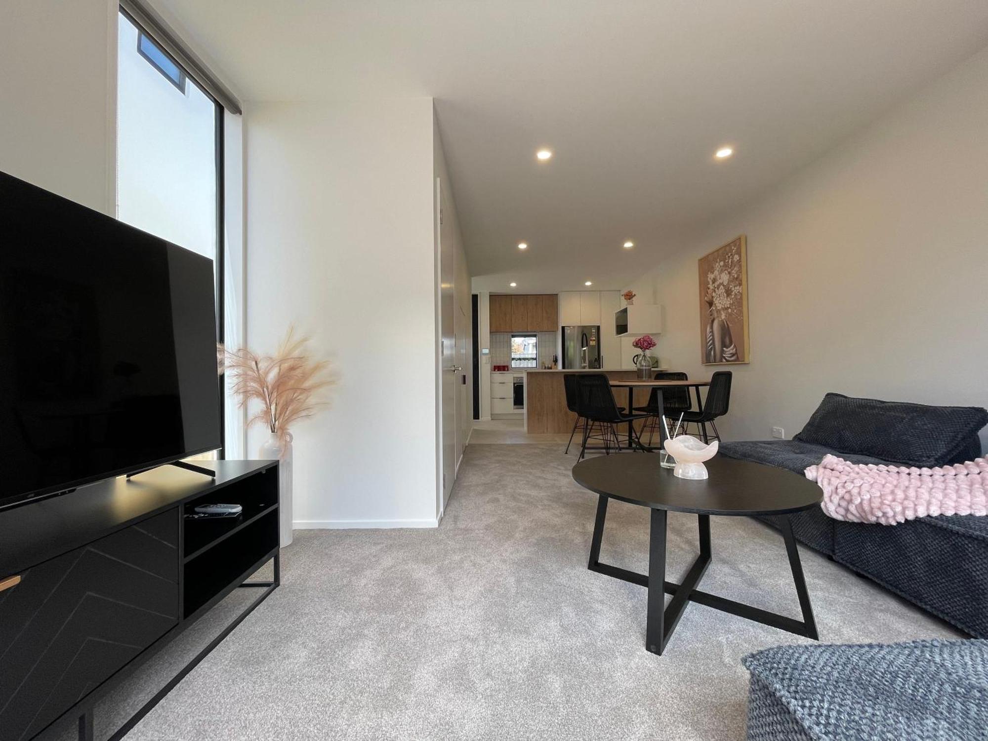 Luxury 2 Bedroom Townhouse Opposite Merivale Mall Κράισττσερτς Εξωτερικό φωτογραφία