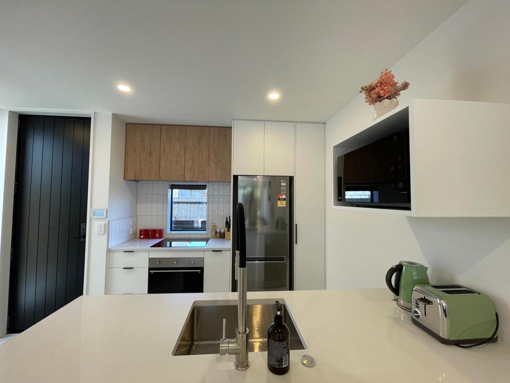 Luxury 2 Bedroom Townhouse Opposite Merivale Mall Κράισττσερτς Εξωτερικό φωτογραφία