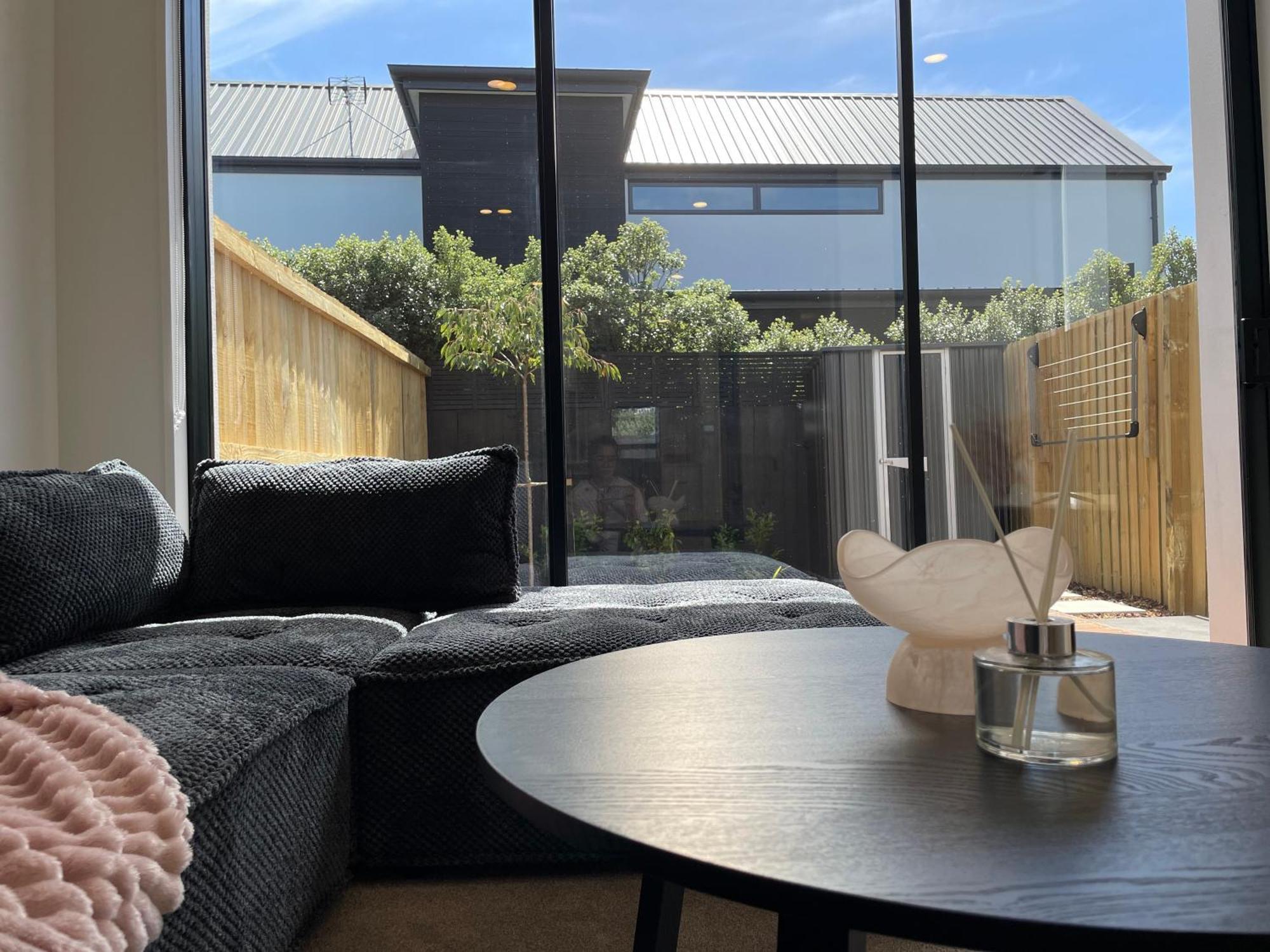 Luxury 2 Bedroom Townhouse Opposite Merivale Mall Κράισττσερτς Εξωτερικό φωτογραφία