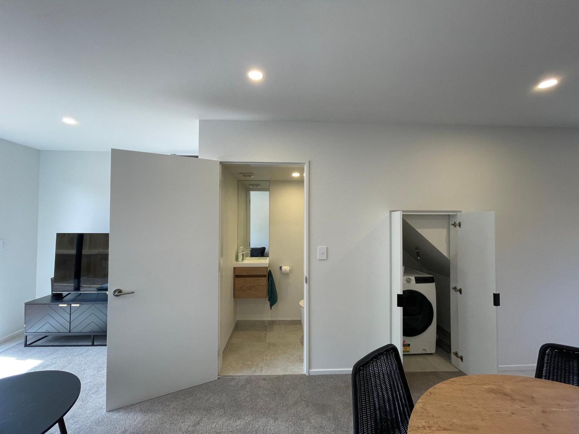 Luxury 2 Bedroom Townhouse Opposite Merivale Mall Κράισττσερτς Εξωτερικό φωτογραφία